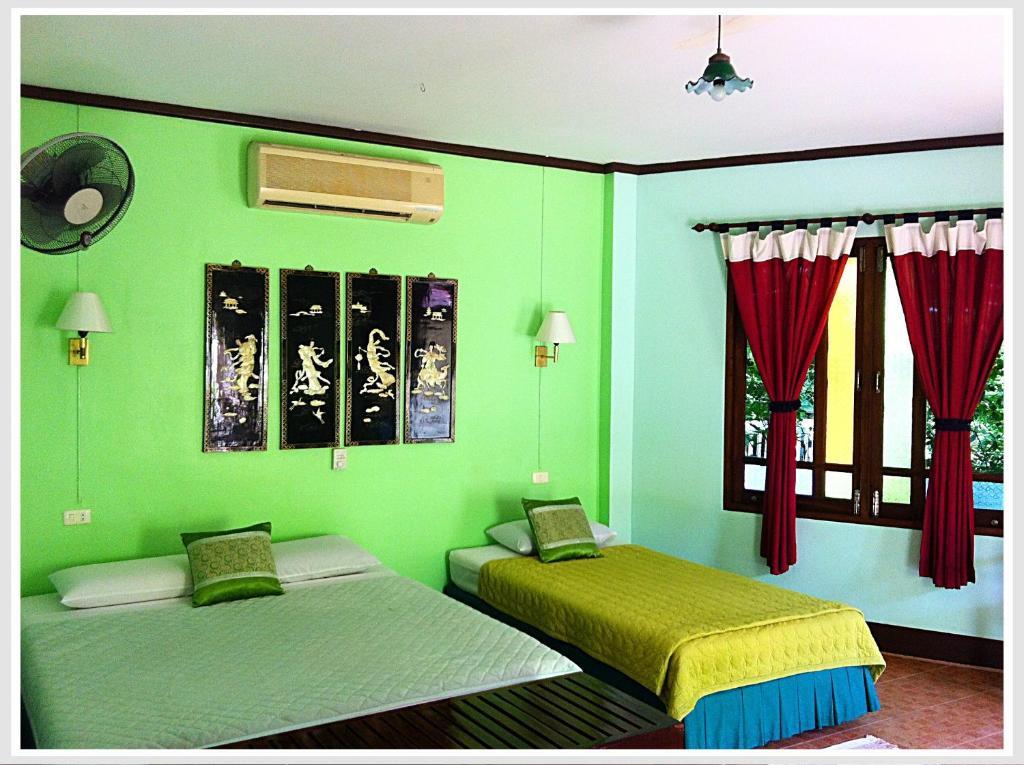 The Emerald Krabi Beach Resort Klong Muang Beach Room photo